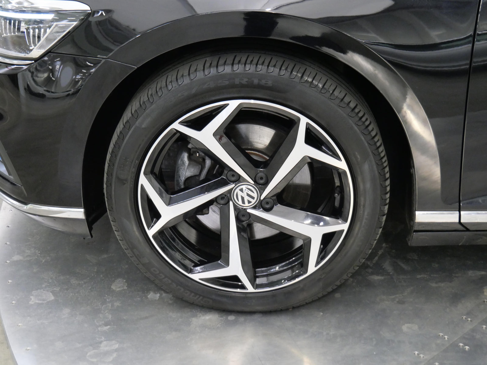 Volkswagen Passat 2.0 TSI 140 kW Elegance – foto 10