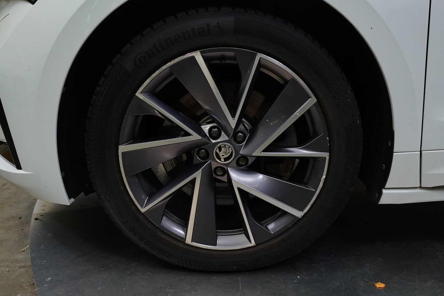 Škoda Enyaq 77 kWh 195 kW Sportline