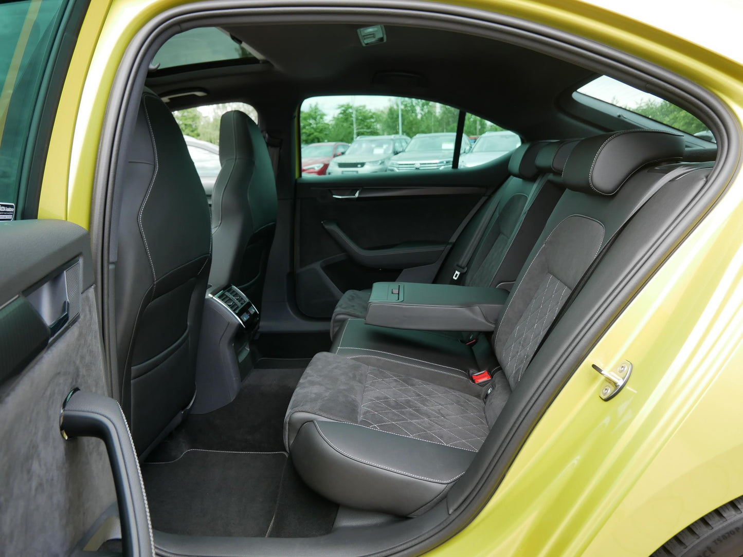 Škoda Superb 2.0 TDI 110 kW Sportline