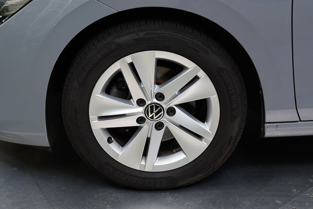 Volkswagen Golf 1.0 TSI 81 kW Life – foto 10