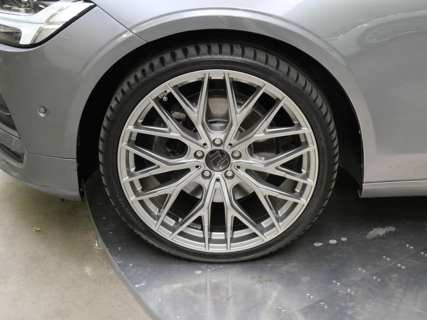 Volvo V90 D4 140 kW Momentum