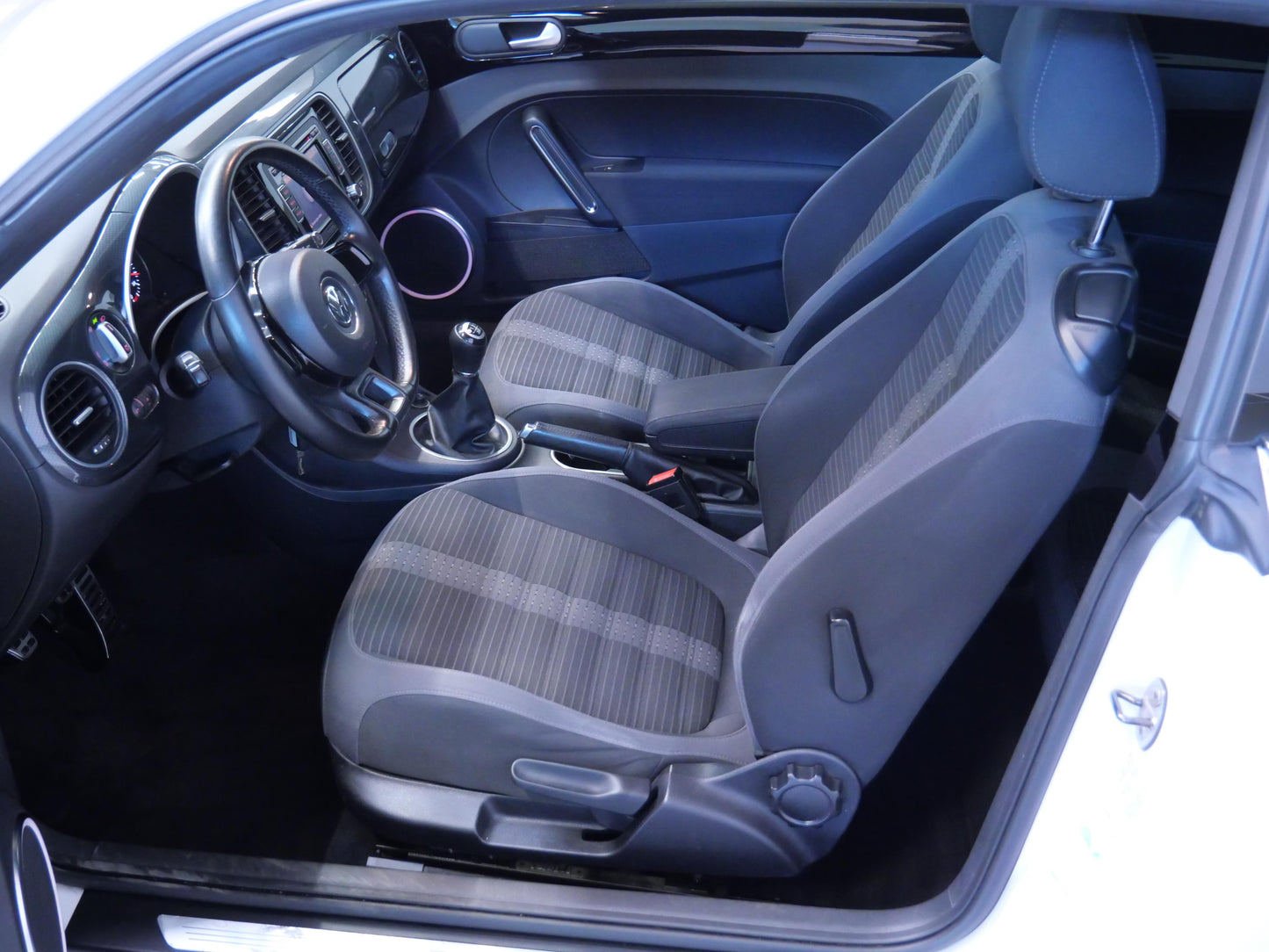 Volkswagen New Beetle 1.4 TSI 118 kW Sport