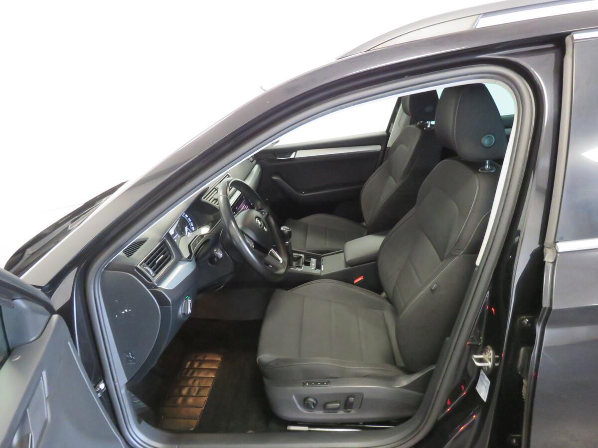 Škoda Superb 2.0 TDI 110 kW Ambition Plus