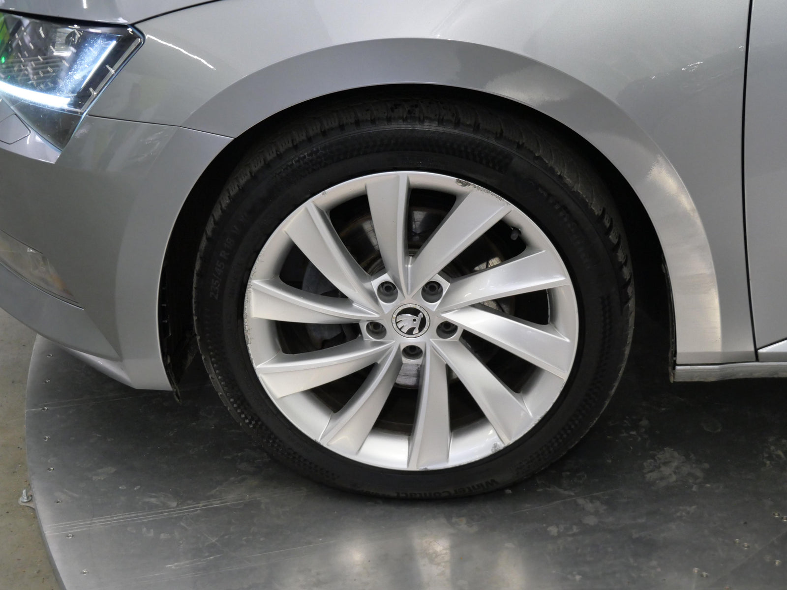 Škoda Superb 2.0 TDI 140 kW Style – foto 10
