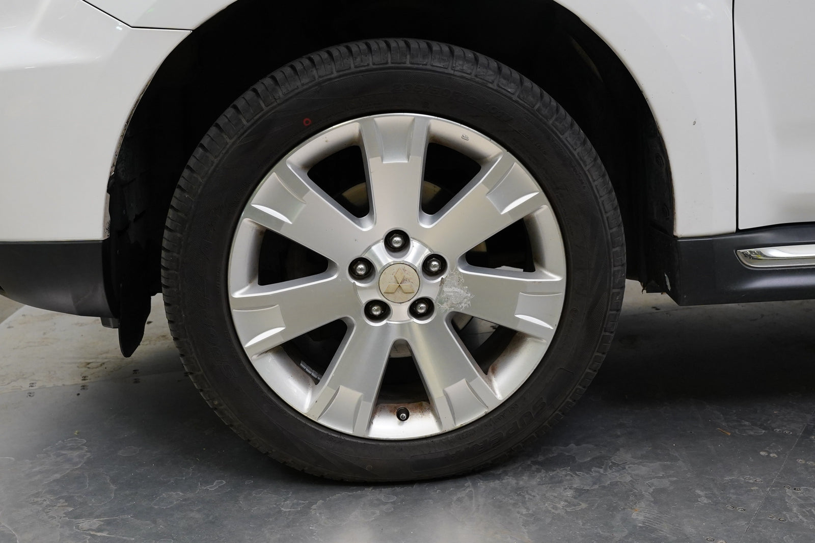 Mitsubishi Outlander 2.2 DI-D 115 kW 4x4 – foto 10