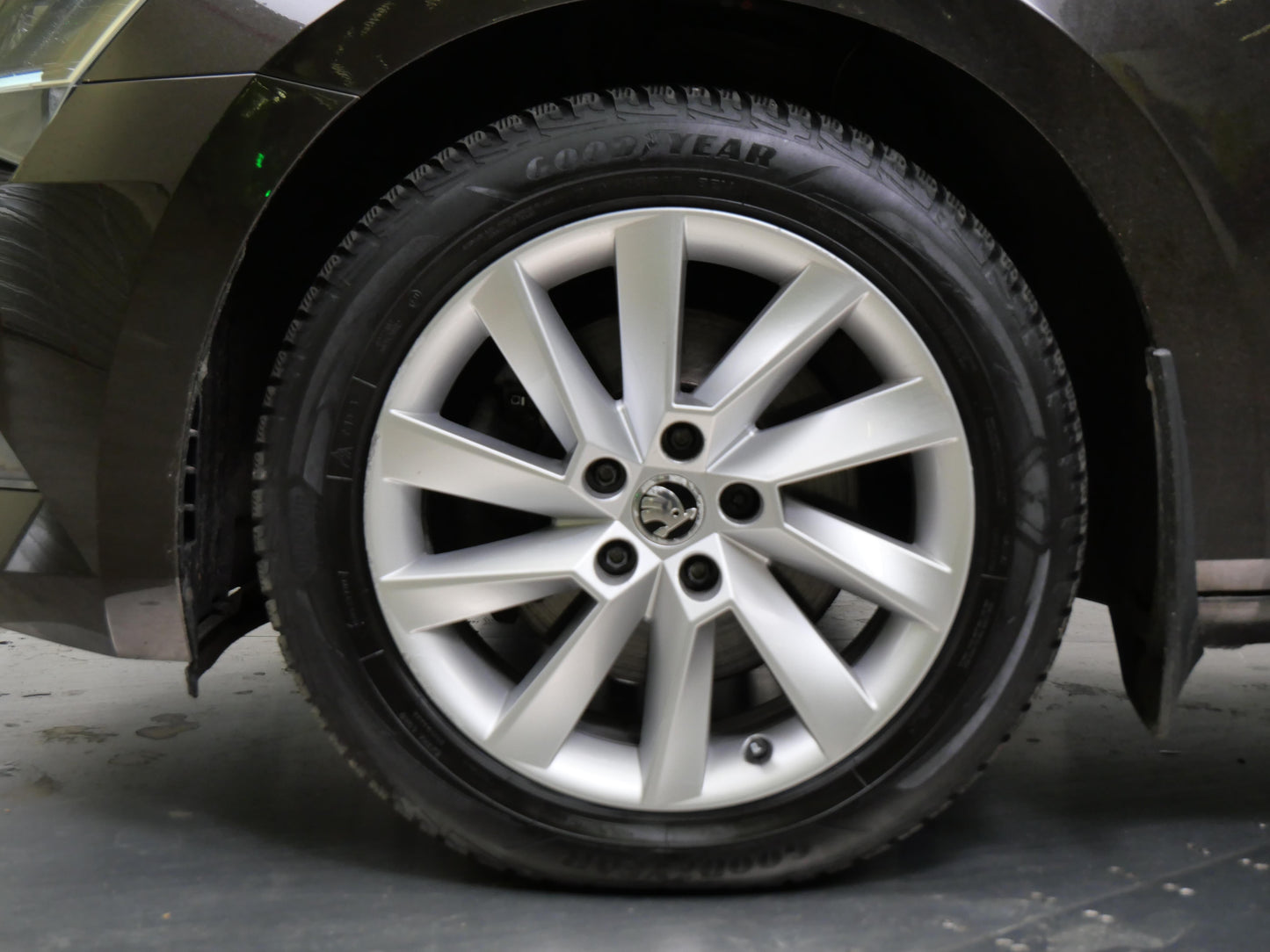 Škoda Superb 1.8 TSI 132 kW Ambition