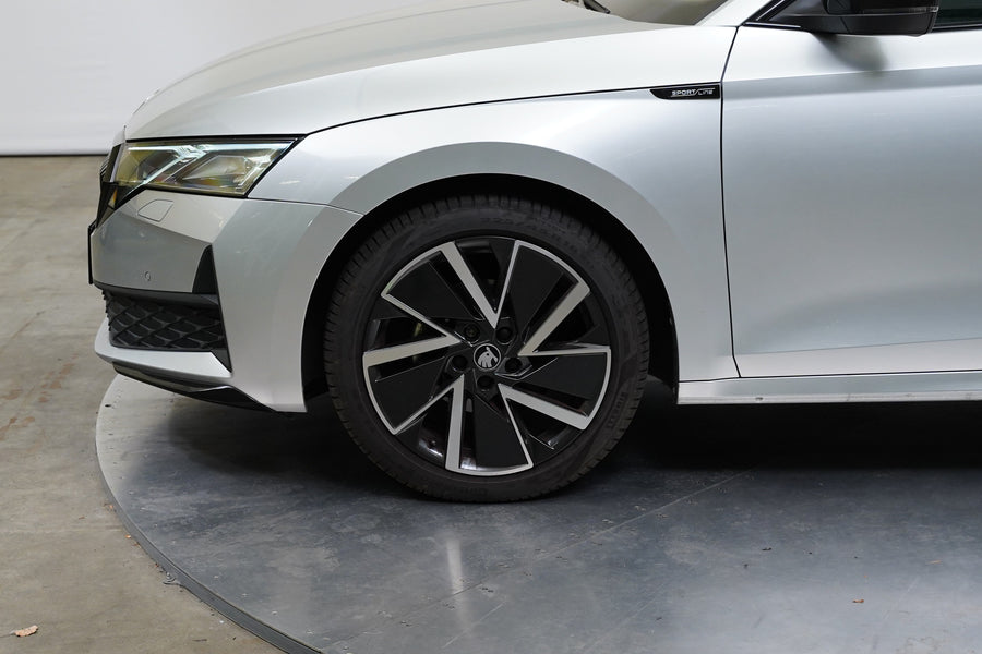Škoda Octavia 1.5 eTSI 110 kW DSG Sportline – foto 10