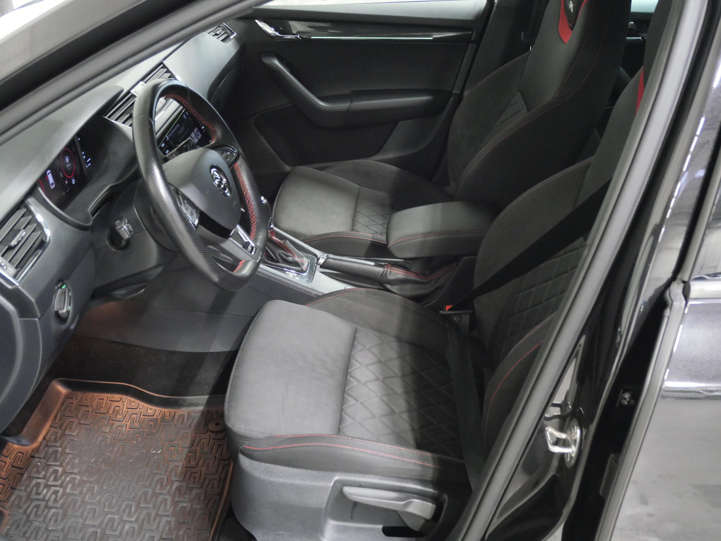 Škoda Octavia 2.0 TDI 135 kW RS