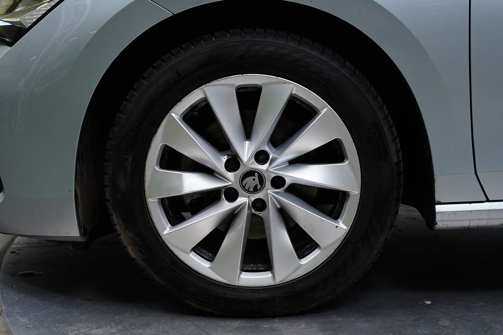 Škoda Superb 2.0 TDI 110 kW Selection – foto 10