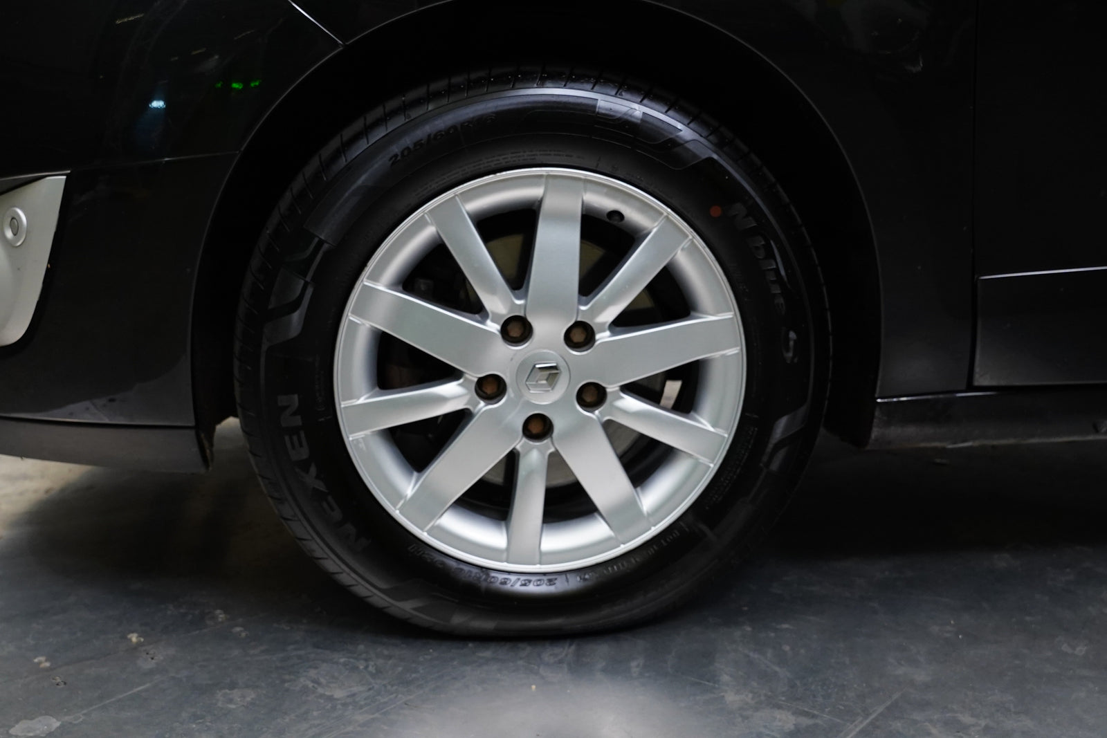 Renault Scénic 1.5 DCI 81 kW – foto 10