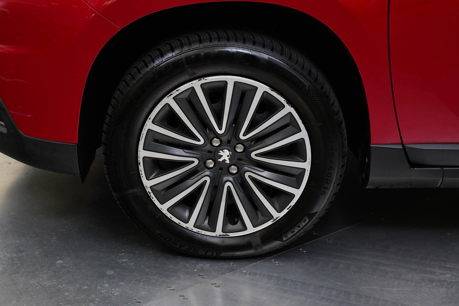 Peugeot 2008 1.2 PureTech 61 kW – foto 10