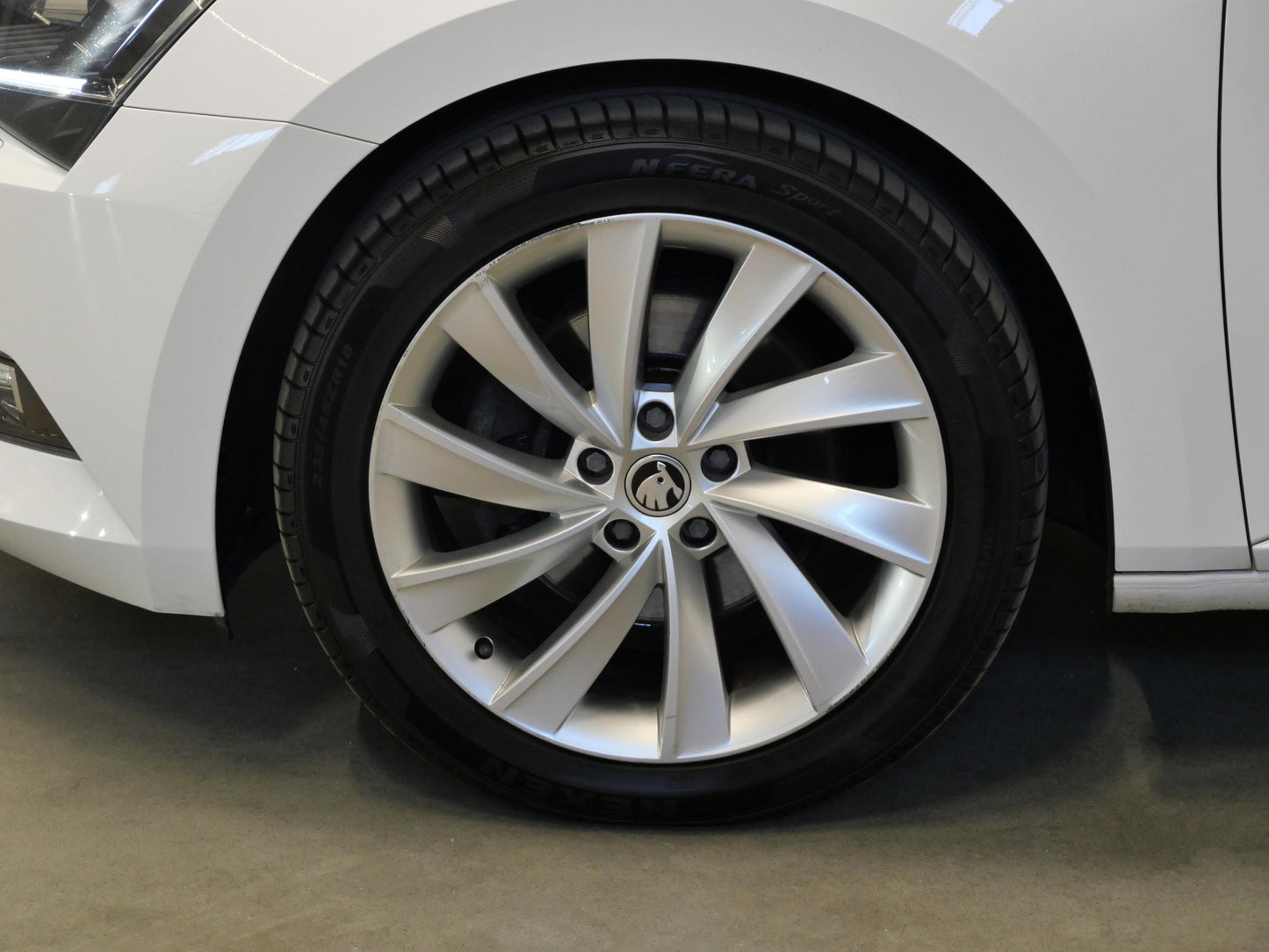 Škoda Superb 2.0 TDI 140 kW Style