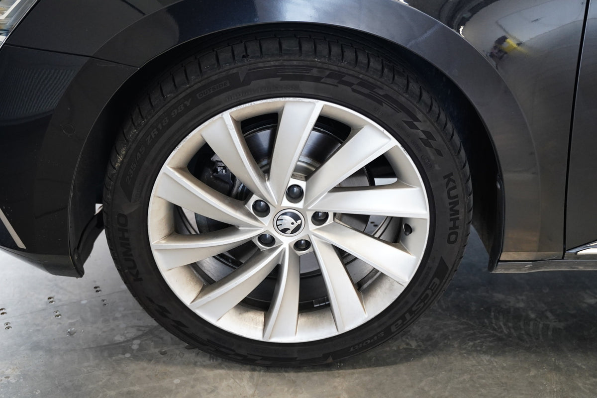 Škoda Superb 2.0 TDI 147kW L&K – foto 10