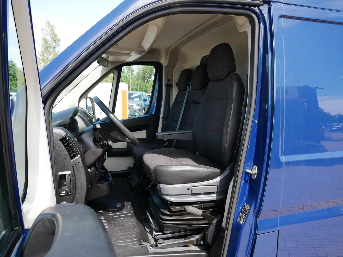 Peugeot Boxer 2.0 HDI 120 kW L2H2