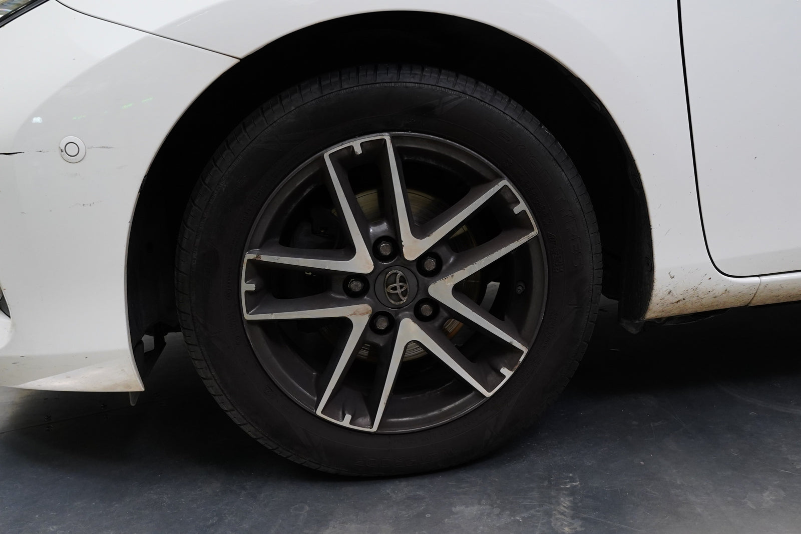Toyota Auris 1.6i 97 kW Valvematic – foto 10