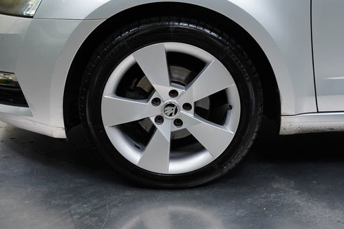 Škoda Octavia 1.6 TDI 85 kW Ambition – foto 10
