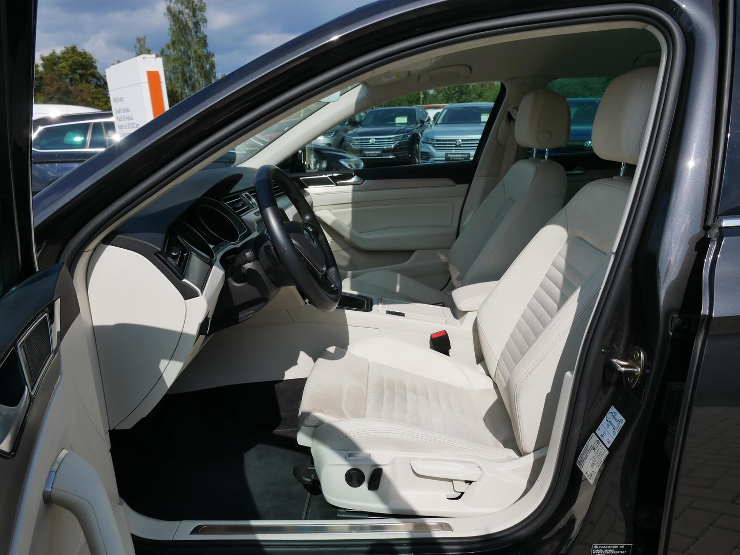 Volkswagen Passat 2.0 TDI 140 kW Highline