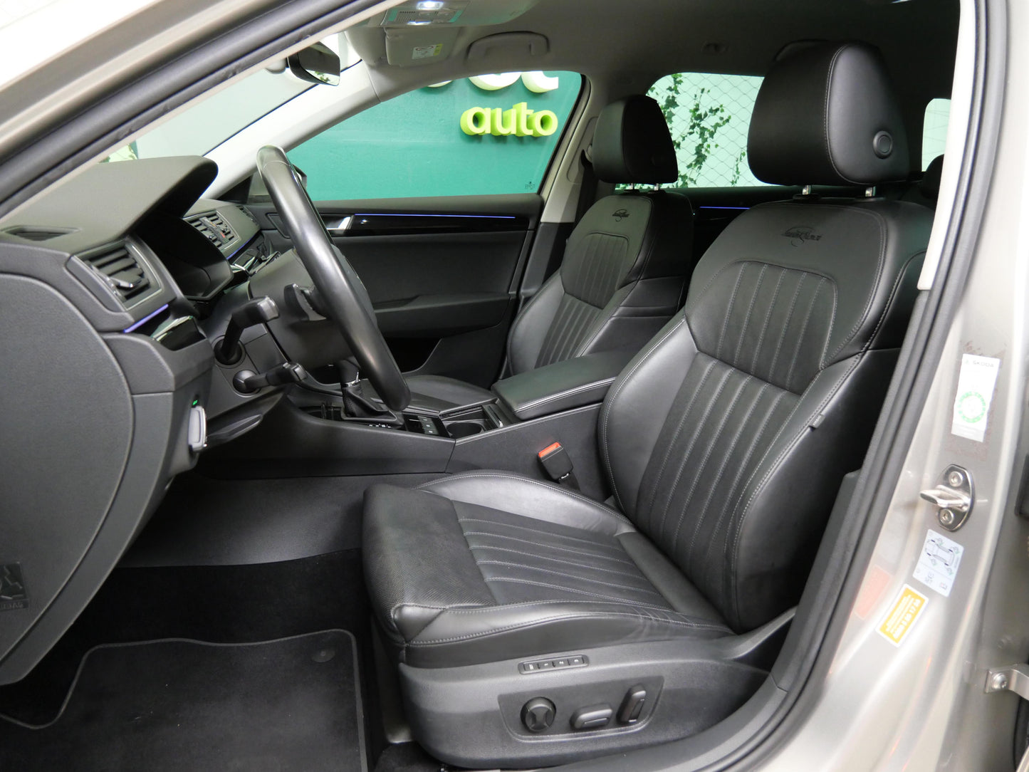 Škoda Superb 2.0 TSI 162 kW L&K