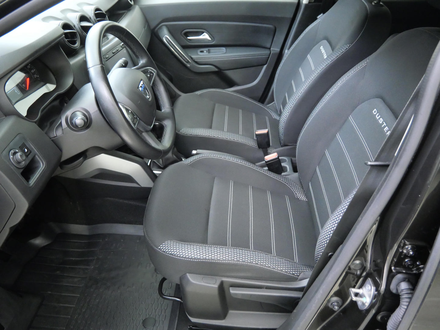 Dacia Duster 1.6 SCe 84 kW
