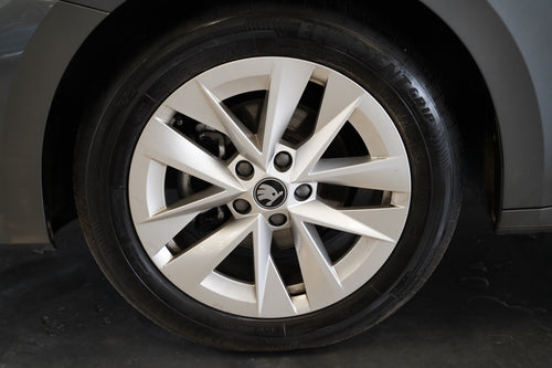 Škoda Octavia 2.0 TDI 110 kW Selection – foto 10