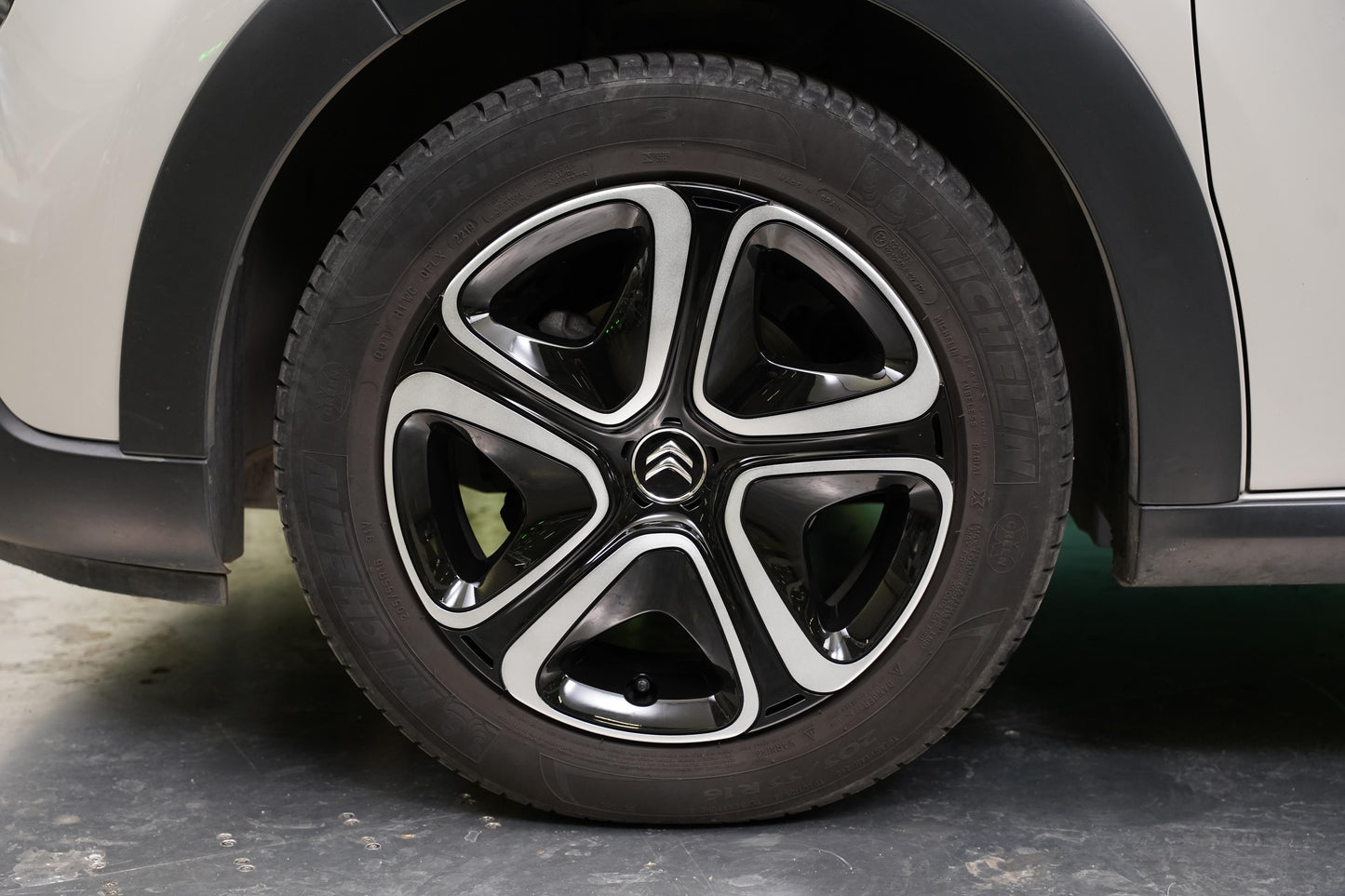 Citroën C3 1.2 PureTech 81 kW Shine