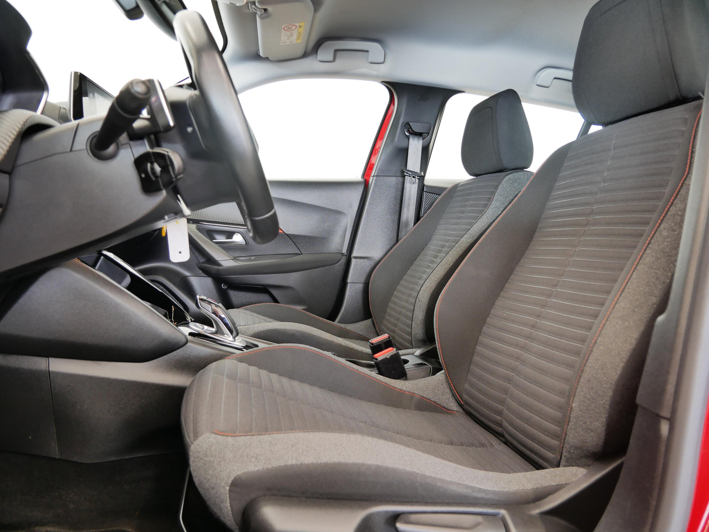 Peugeot 2008 1.2 PureTech 96 kW Active Pack