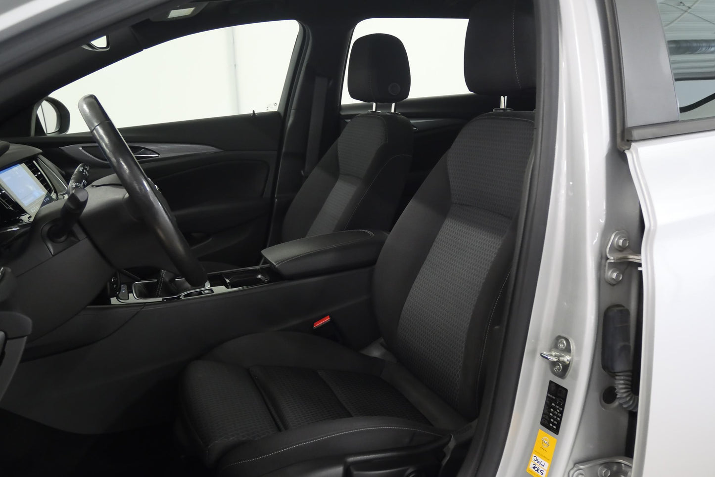 Opel Insignia 2.0 D 128 kW Business Edition