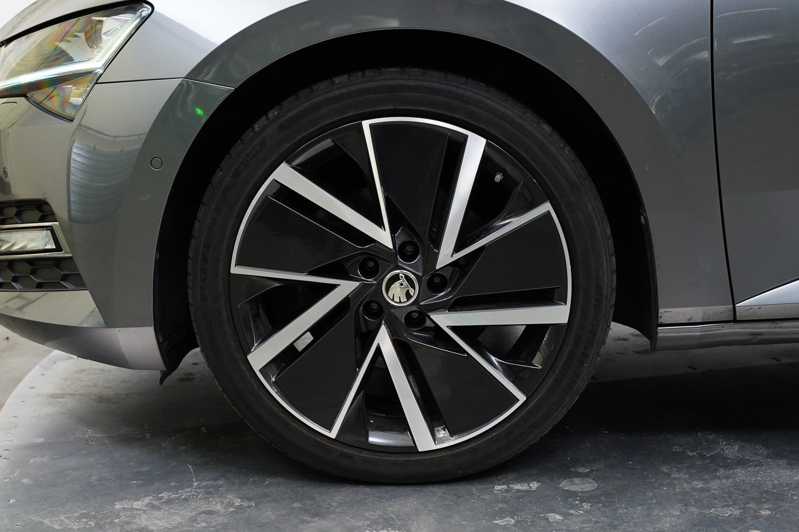 Škoda Superb 2.0 TSI 140 kW DSG Style – foto 10