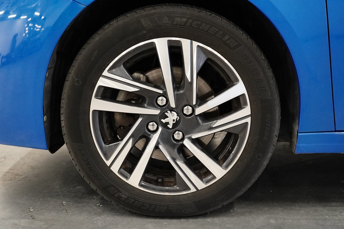 Peugeot 208 1.2 PureTech 74kW Allure