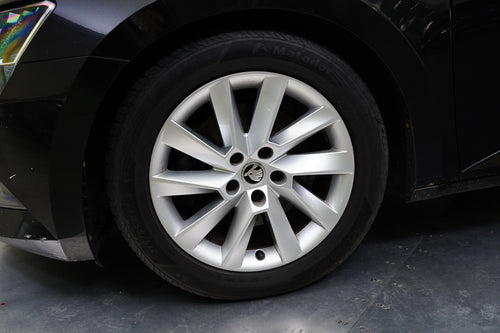 Škoda Superb 2.0 TDI 110kW Ambition – foto 10