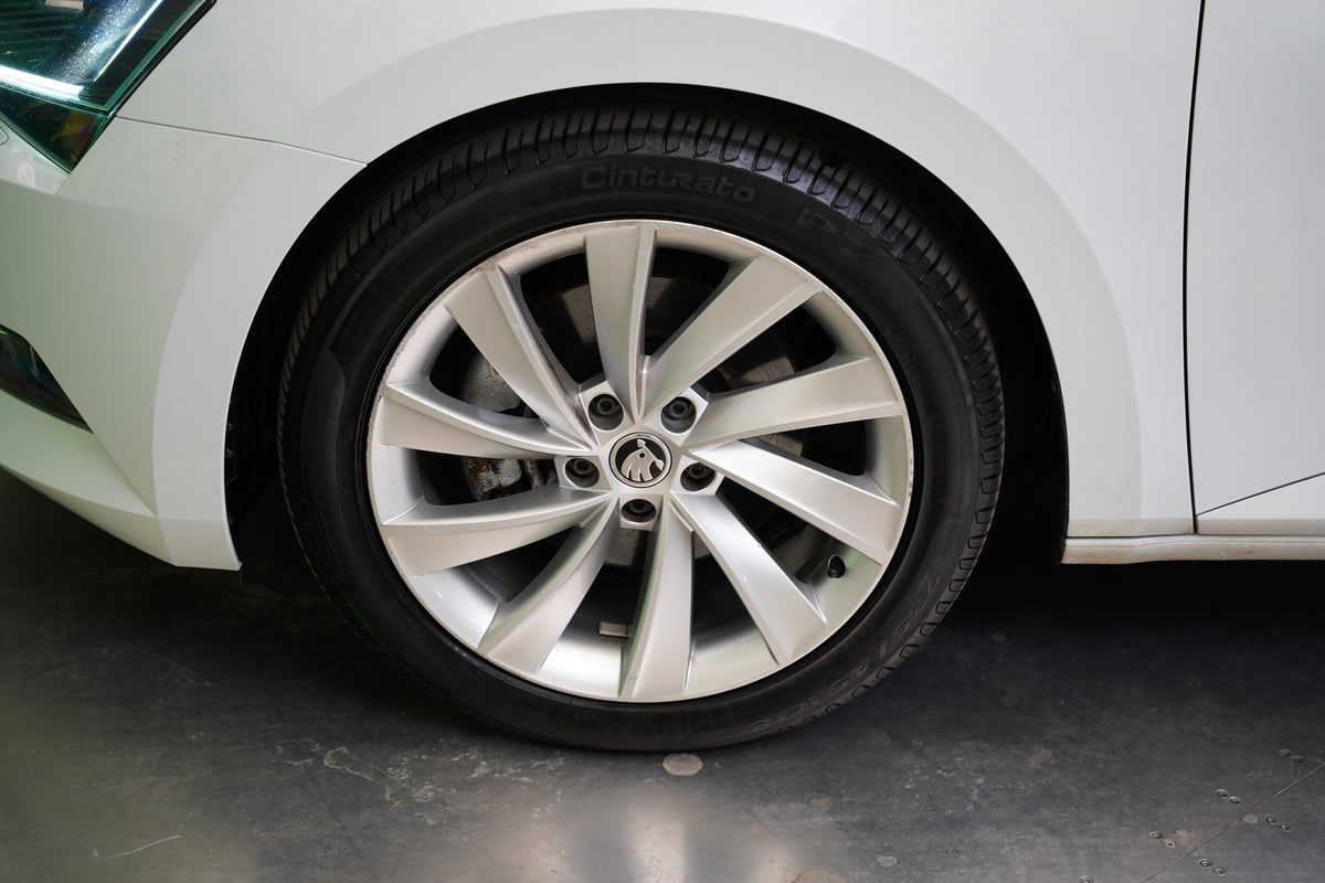 Škoda Superb 2.0 TDI 110 kW Style – foto 10