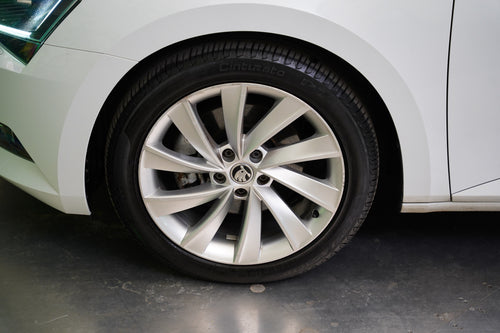 Škoda Superb 2.0 TDI 110 kW Style – foto 10