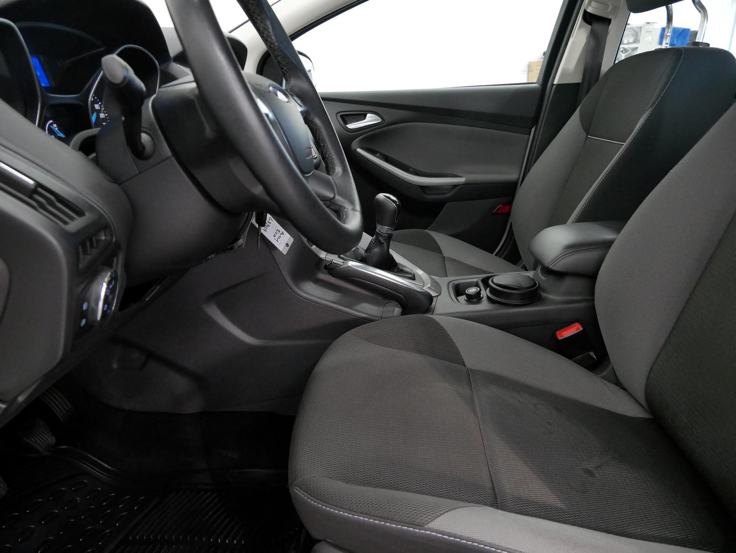 Ford Focus 1.6 Ti-VCT Trend