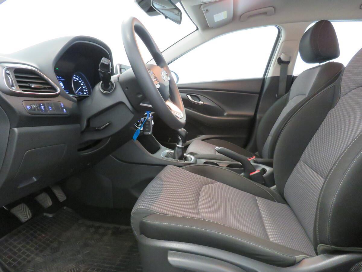 Hyundai i30 1.5 CVVT 81 kW Start Plus