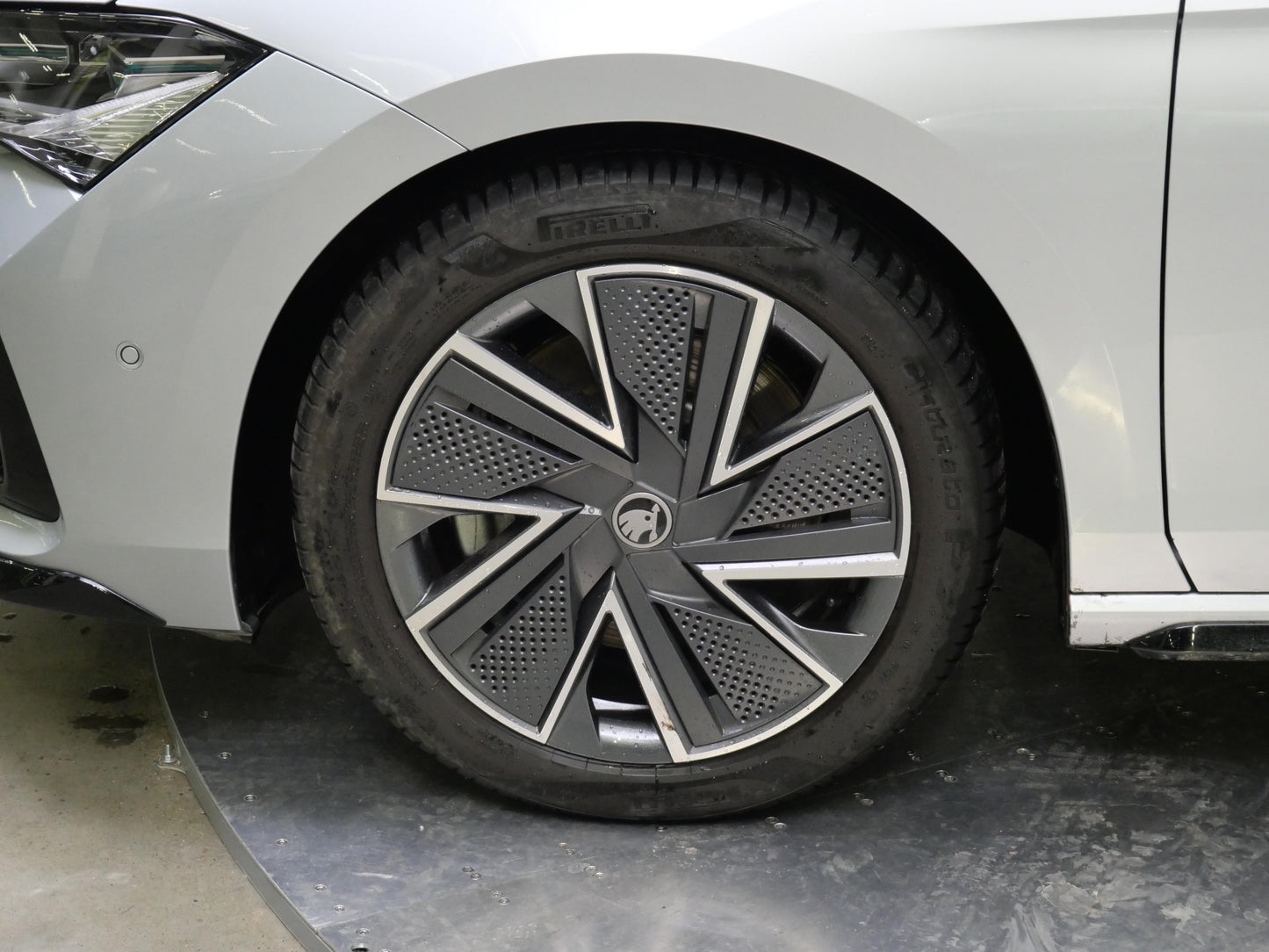 Škoda Superb 2.0 TDI 142 kW 4x4 SportLine