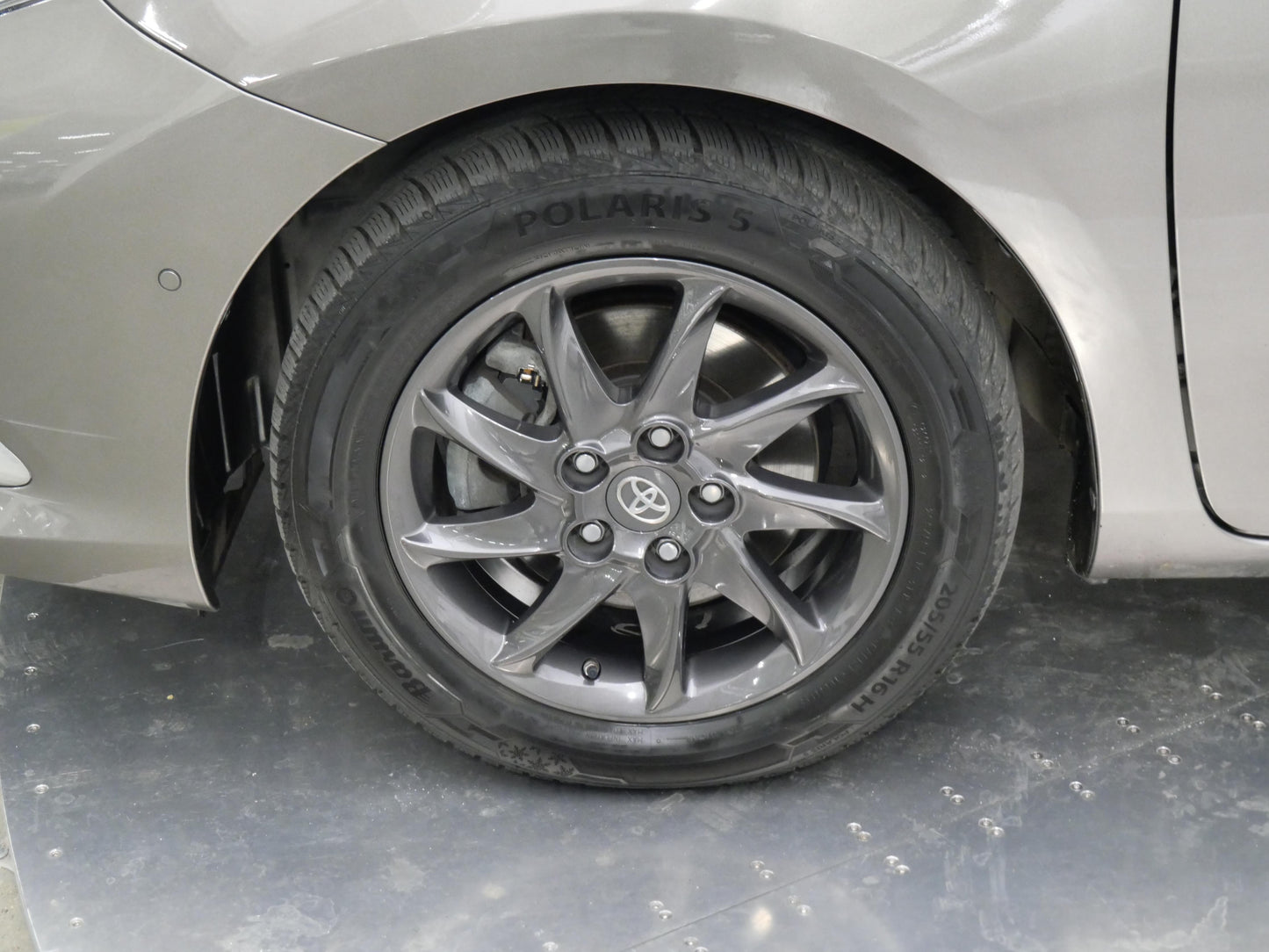 Toyota Auris 1.8 73 kW Hybrid e-CVT