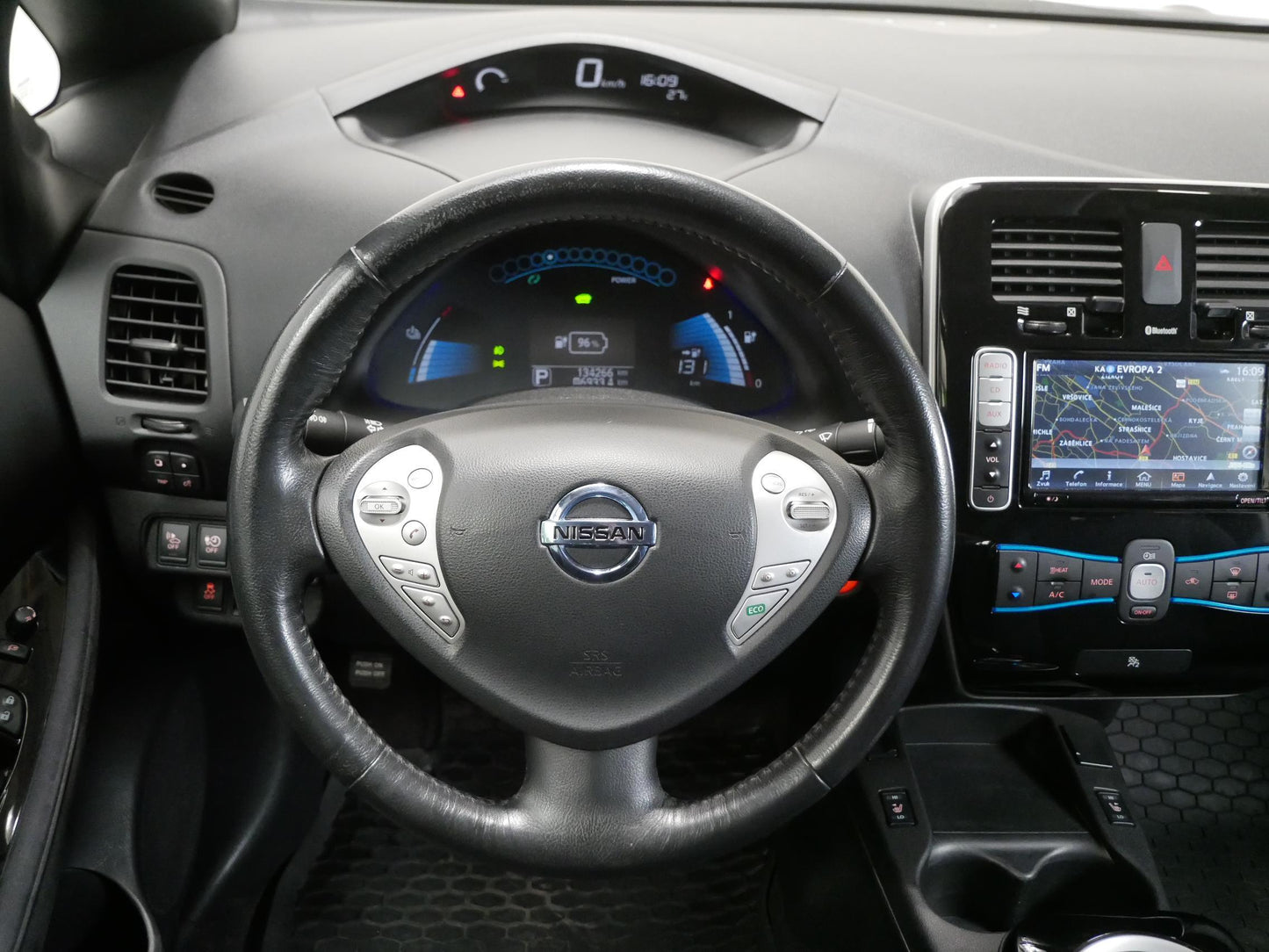 Nissan LEAF 80 kW Acenta 30 KWH