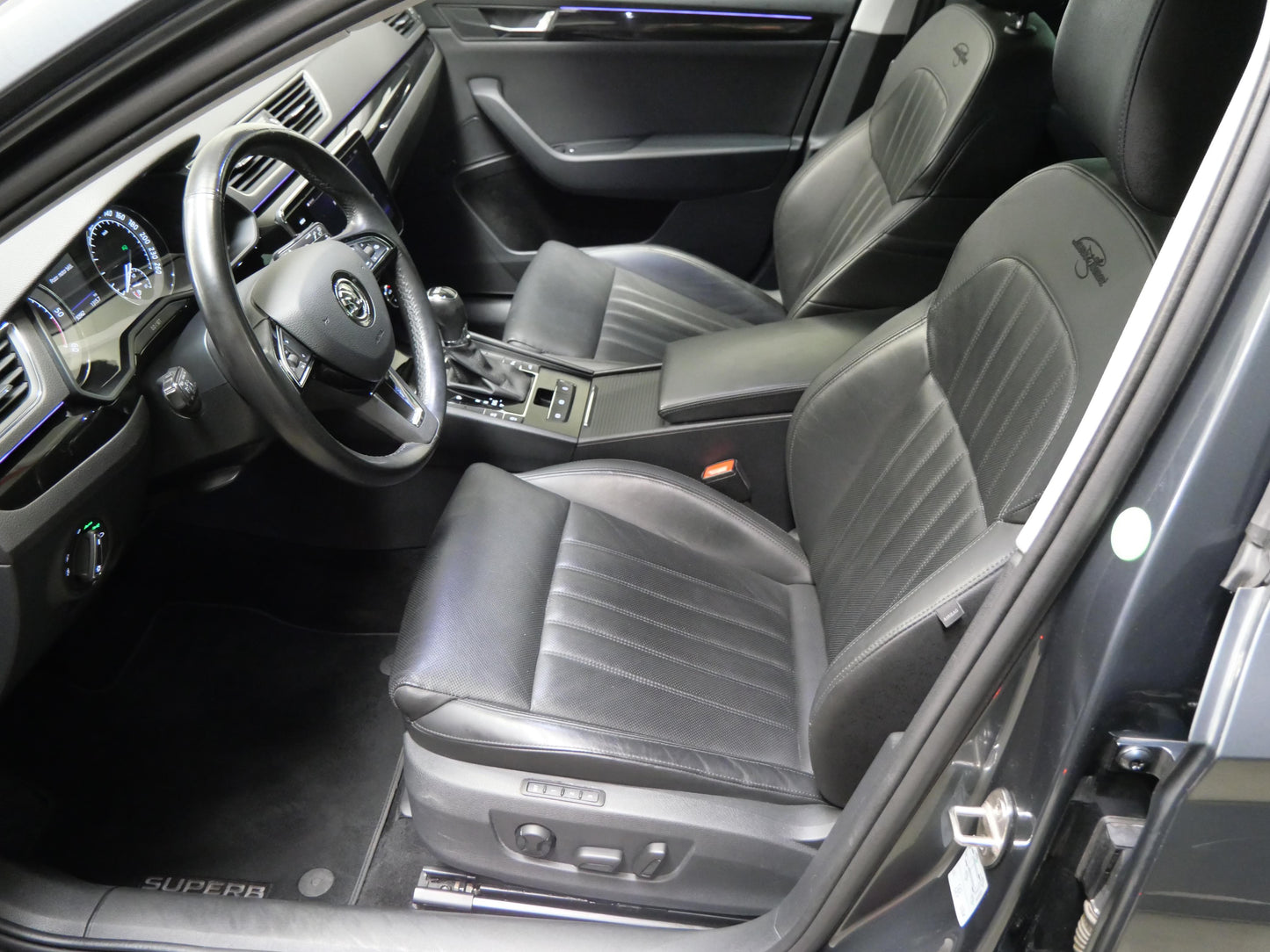Škoda Superb 2.0 TDI 110 kW DSG L&K