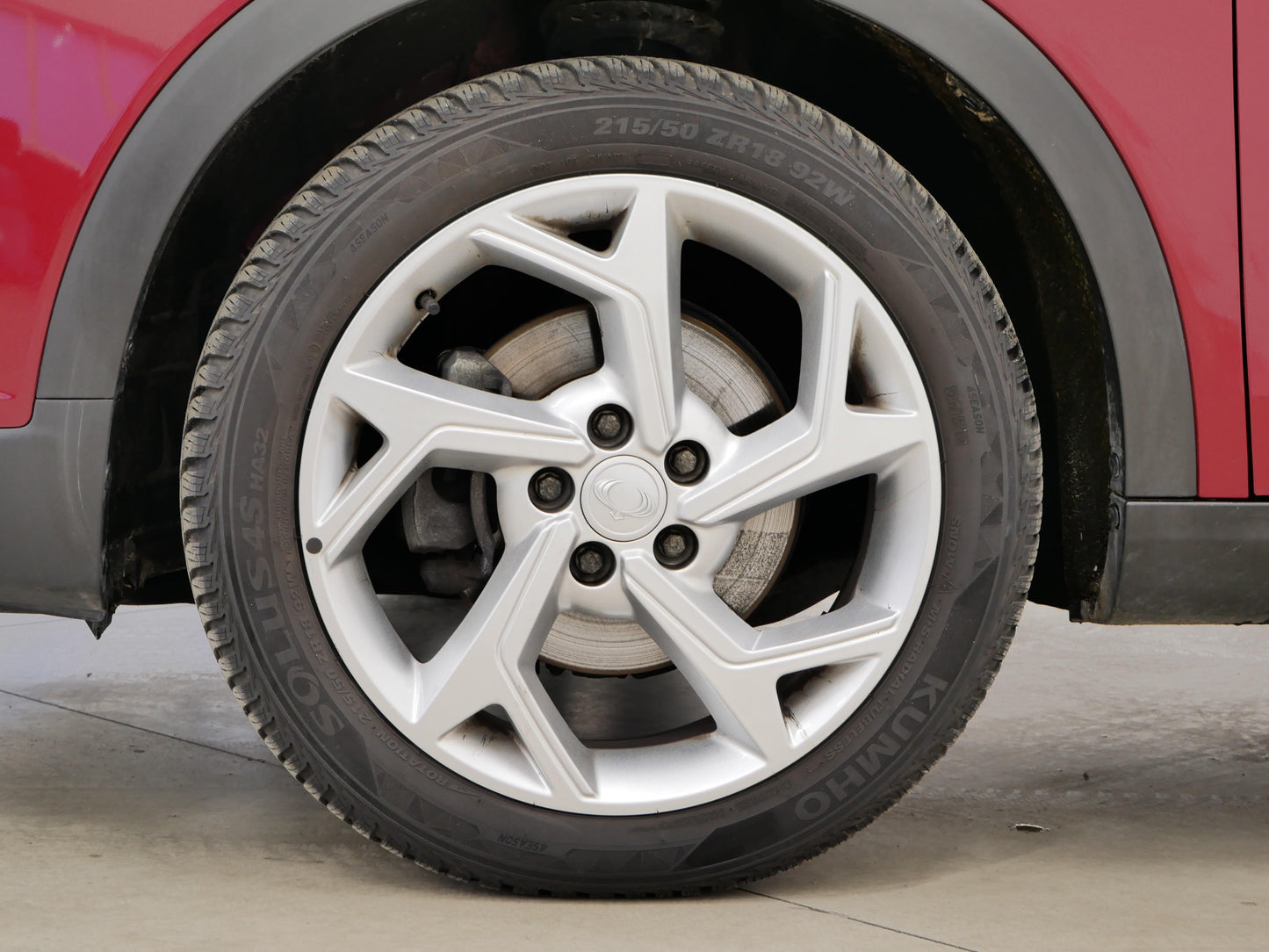 Ssang Yong Tivoli 1.5 i 120 kW Black Line