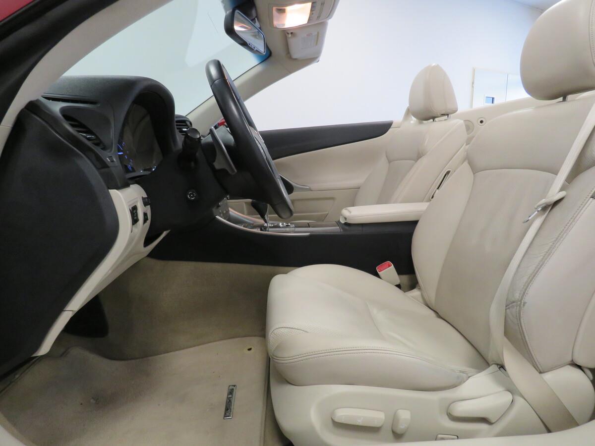 Lexus IS 2.5 V6 153 kW Luxury