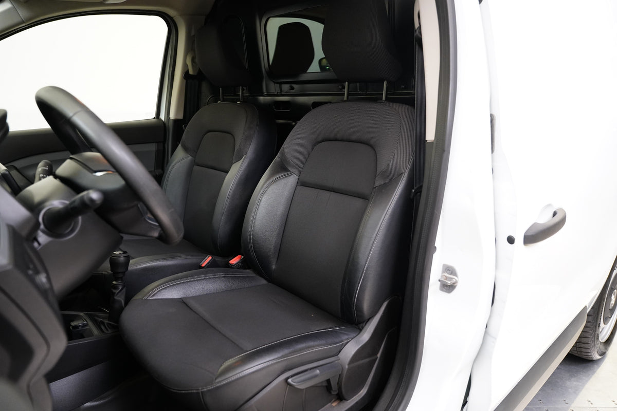 Renault Express 1.3 TCE 75 kW – foto 10