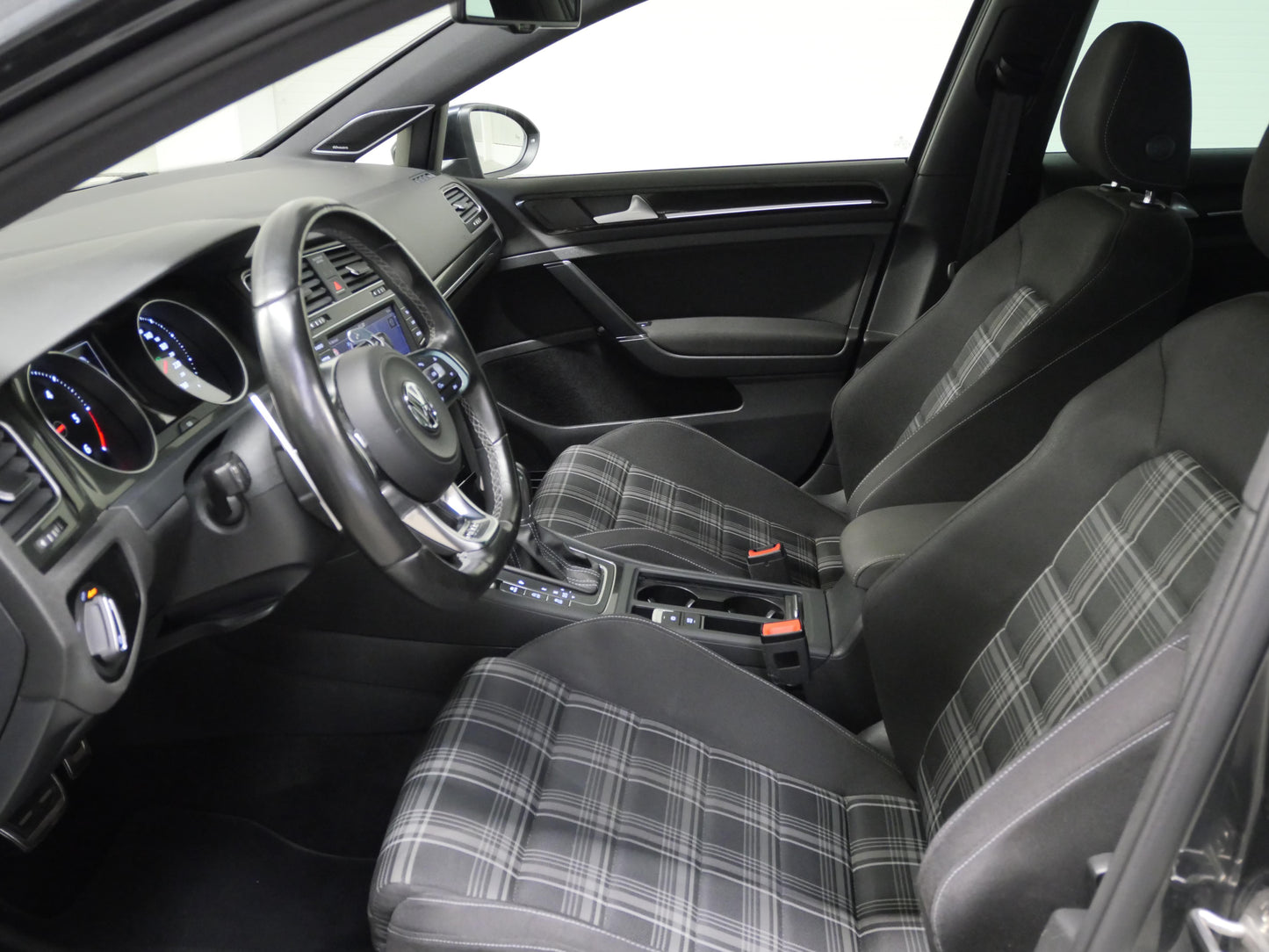 Volkswagen Golf 2.0 TDI 135 kW GTD