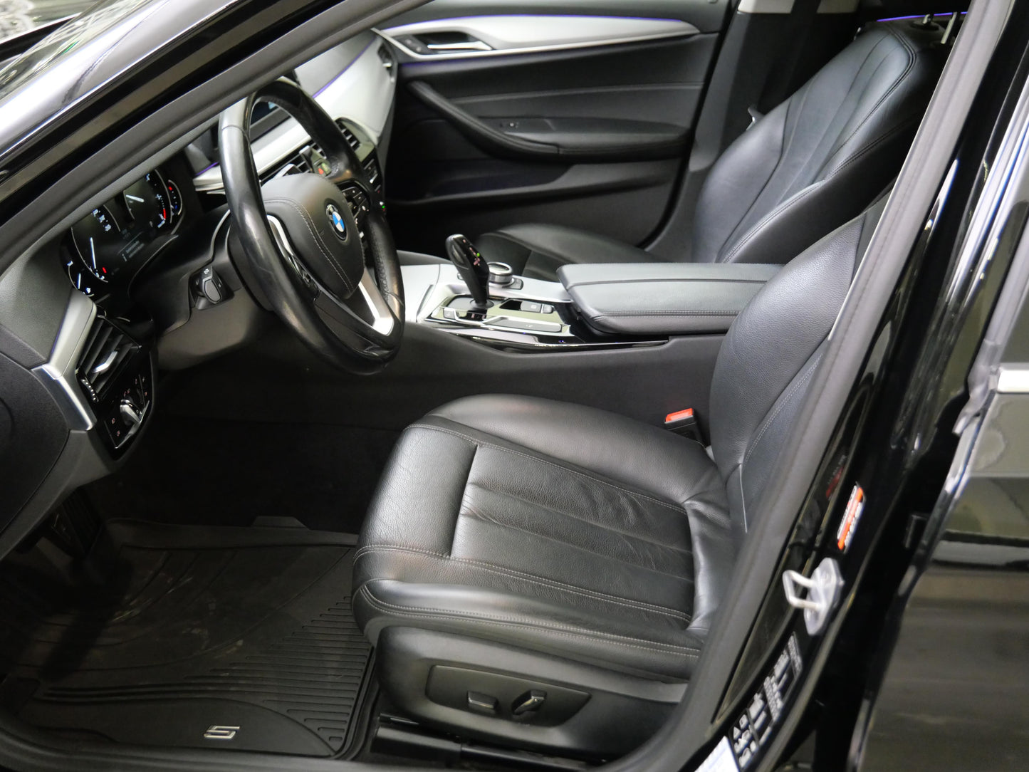 BMW Řada 5 520d xDrive 140 kW