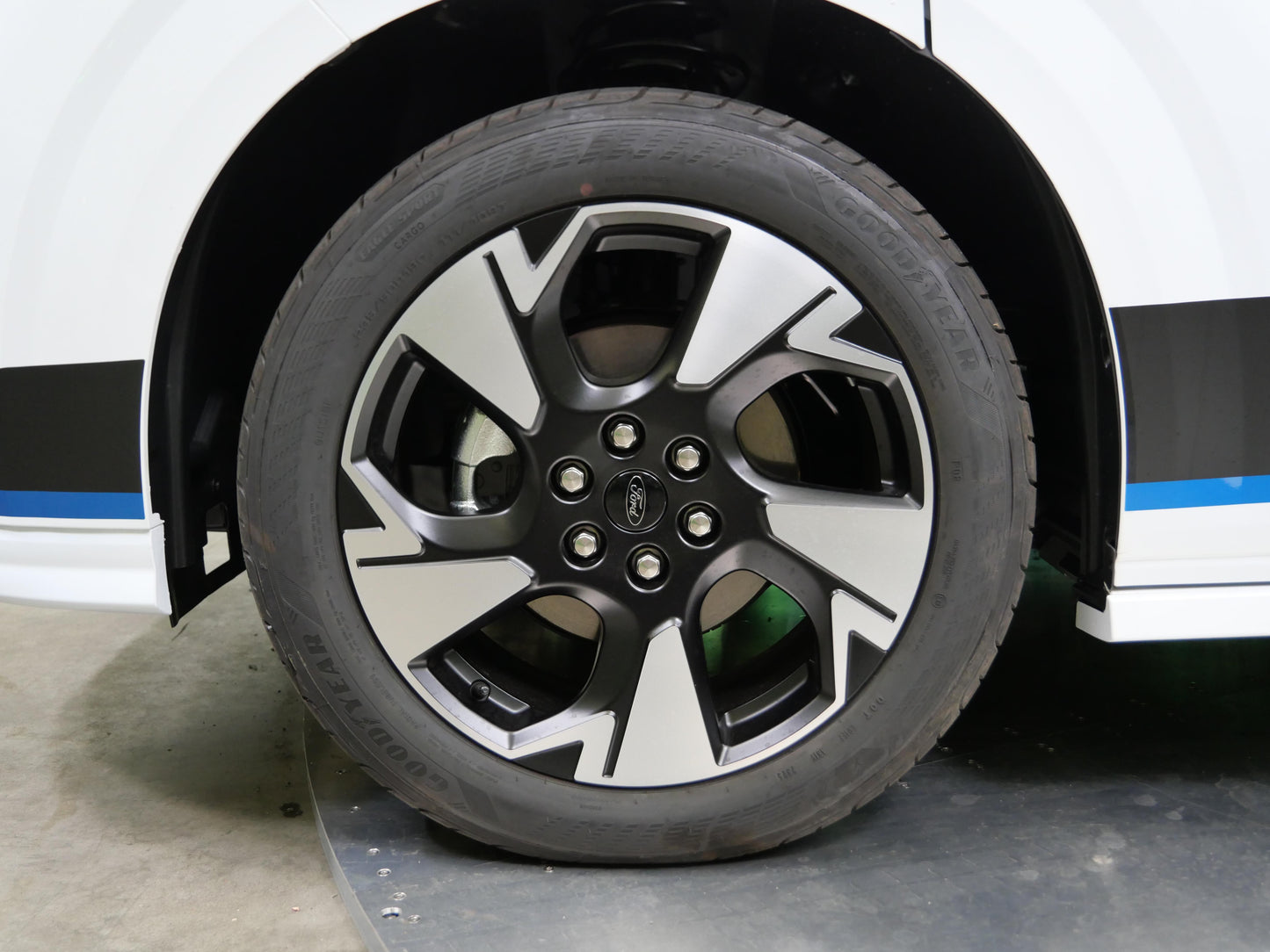 Ford Tourneo Custom 2.0 EcoBlue 125 kW Sport L2