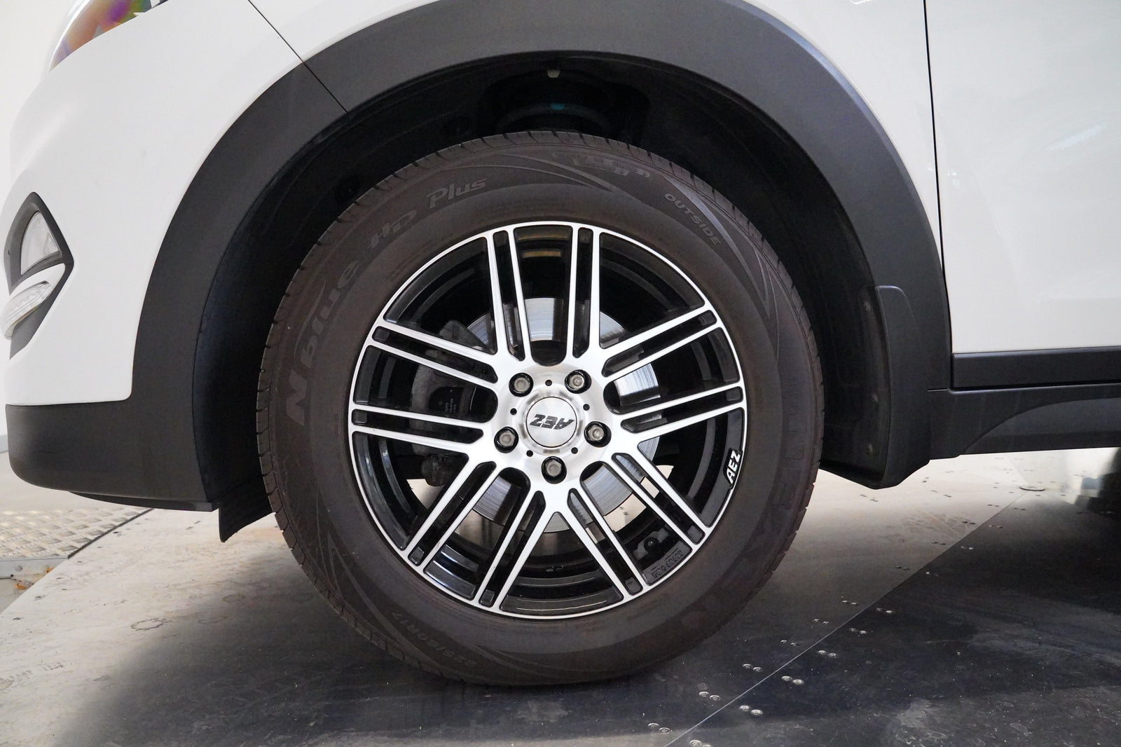 Hyundai Tucson Hyundai Tucson 1,7 CRDi 85kW – foto 10