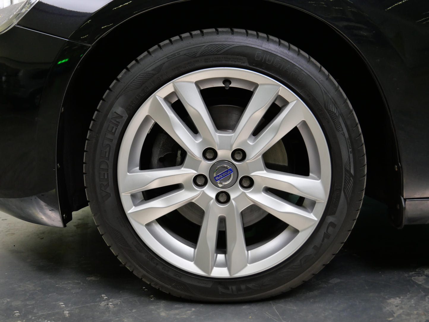 Volvo V60 T3 110 kW Kinetic