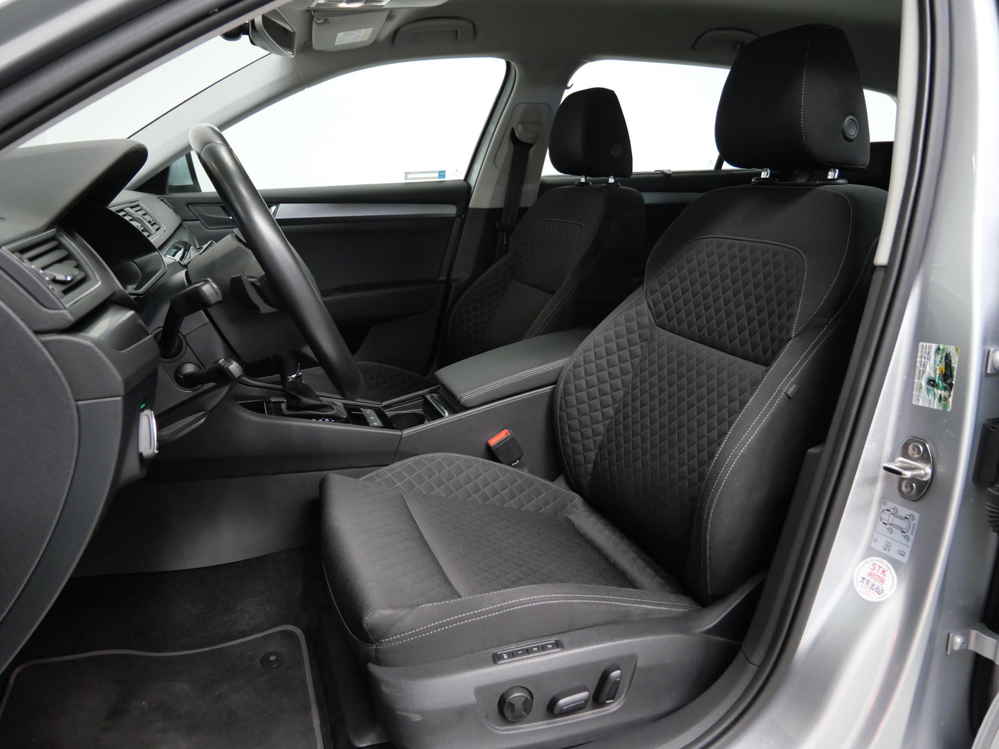 Škoda Superb 2.0 TDI 110 kW Style