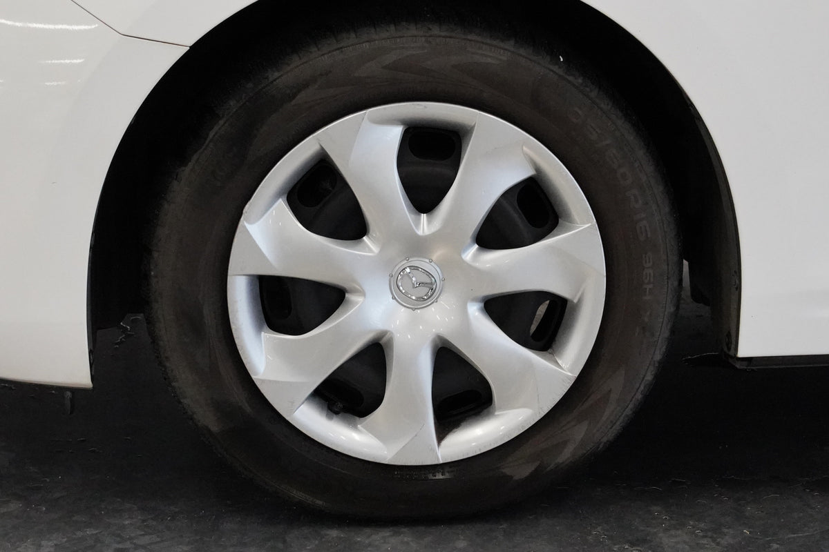 Mazda 3 1.5 Skyactiv-G 74 kW – foto 10