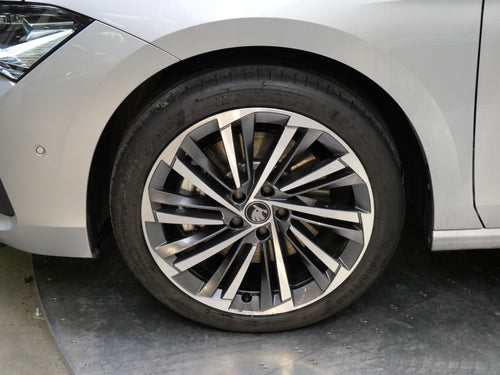 Škoda Superb 2.0 TDI 142 kW DSG 4x4 L&K – foto 10