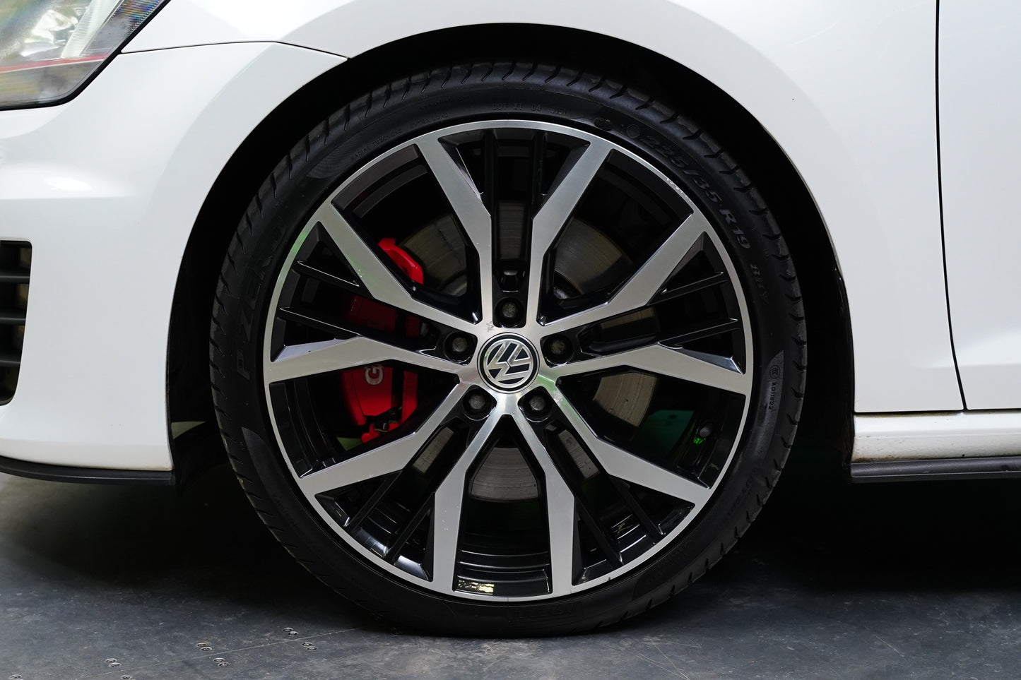 Volkswagen Golf 2.0 TSI 169 kW GTI Performance